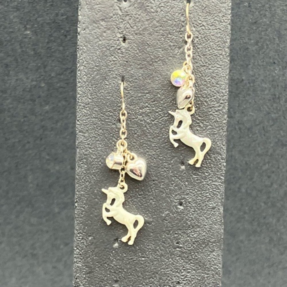 Unicorn Dangle Pierced Earrings Prancing Blue Silver Rhinestone Heart Retro 80s